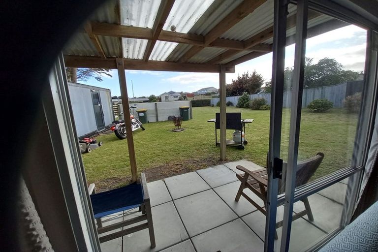 Photo of property in 4 Aranui Avenue, Waitarere Beach, Levin, 5510