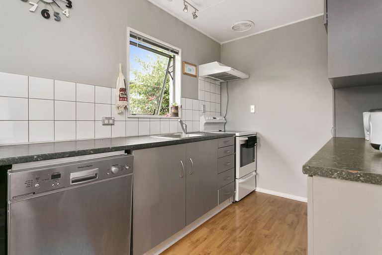 Photo of property in 149a Burns Street, Leamington, Cambridge, 3432