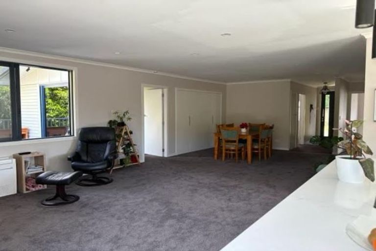 Photo of property in 231 Plateau Road, Te Marua, Upper Hutt, 5018