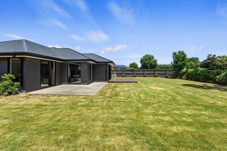 Photo of property in 11 Woodlaw Crescent, Prebbleton, 7604