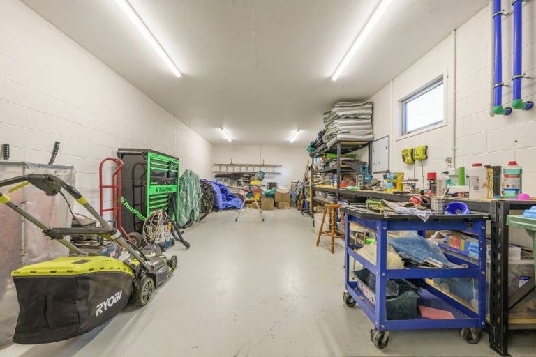 Photo of property in 10 Bevan Place, Wanaka, 9305