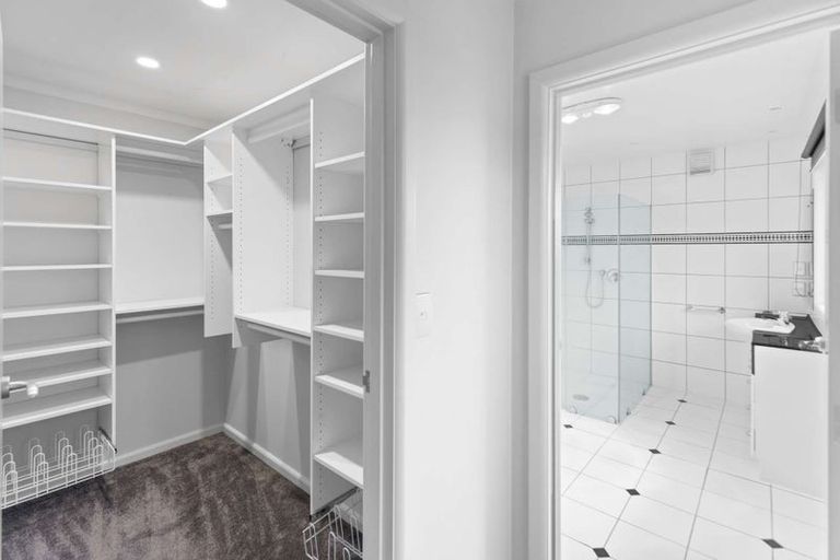 Photo of property in 64 Royal Oak Drive, Kelvin Grove, Palmerston North, 4414