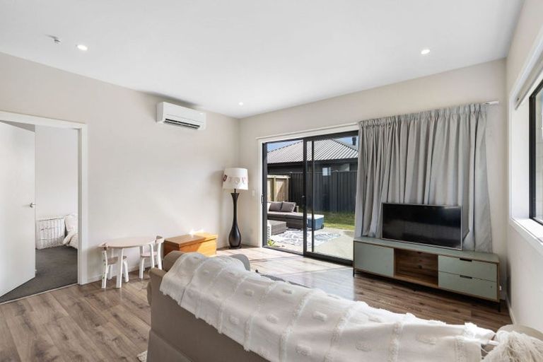 Photo of property in 37 Walton Way, Lower Shotover, Queenstown, 9304