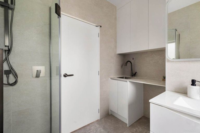 Photo of property in 27 Oopunga Road, Pukekohe, 2120