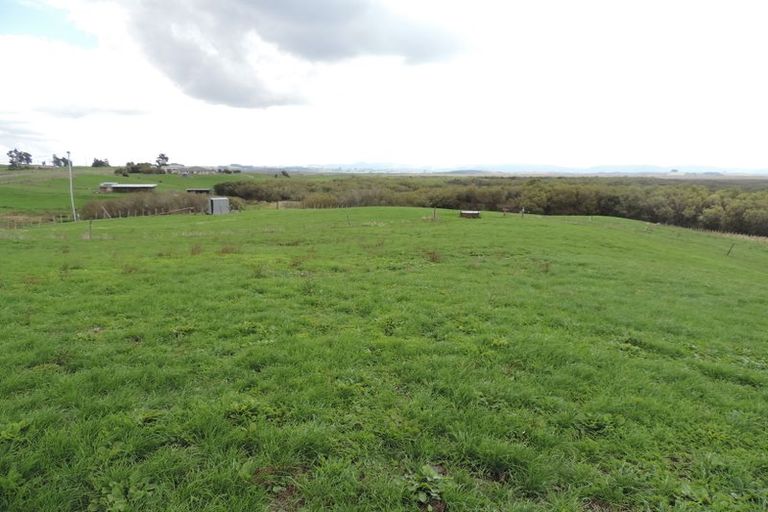 Photo of property in 669 Island Block Road, Island Block, Te Kauwhata, 3782