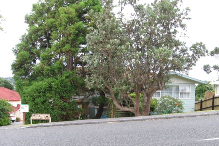 Photo of property in 2/45 Seaview Road, Glenfield, Auckland, 0629