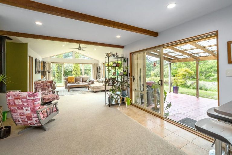 Photo of property in 1789 State Highway 2, Kaitoke, Upper Hutt, 5018