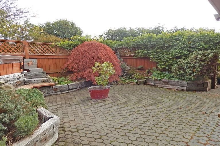 Photo of property in 8 Parklane Place, Weston, Oamaru, 9401