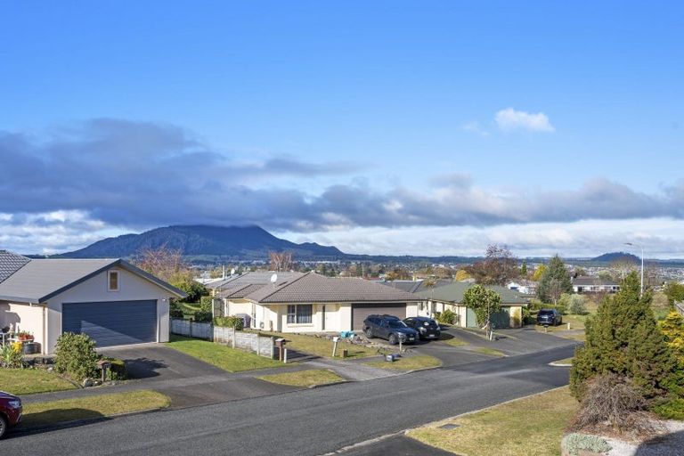 Photo of property in 12 Takawai Place, Nukuhau, Taupo, 3330