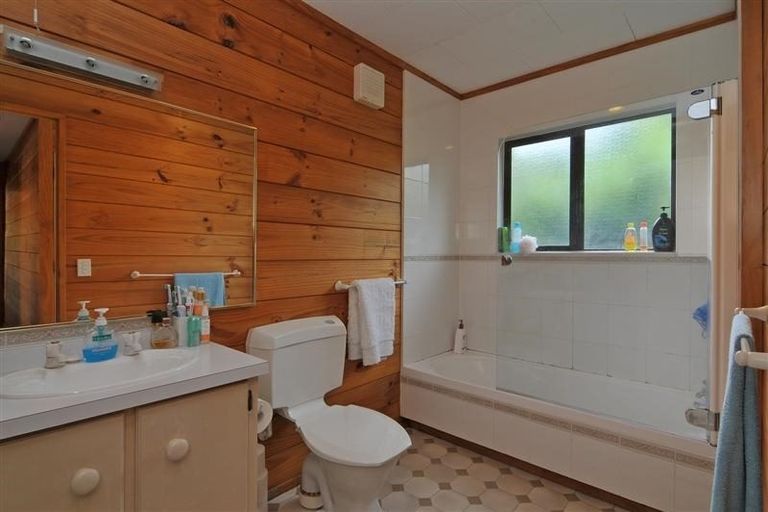 Photo of property in 1/36 Inglis Street, Seatoun, Wellington, 6022