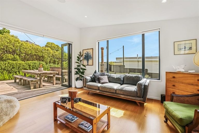 Photo of property in 110 Mount Pleasant Road, Mount Pleasant, Christchurch, 8081