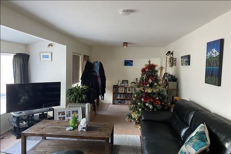 Photo of property in 1/199 Grant Road, Thorndon, Wellington, 6011