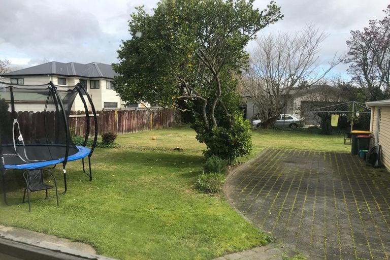 Photo of property in 73 Lewis Street, Glenview, Hamilton, 3206