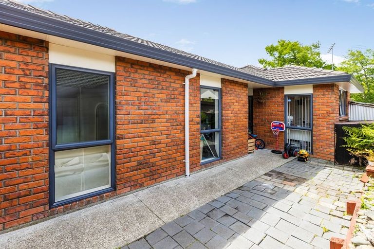Photo of property in 28 Ranch Place, Pukekohe, 2120