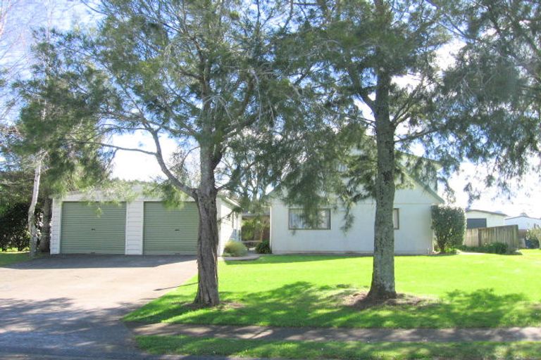 Photo of property in 118 Durrant Drive, Whangamata, 3620