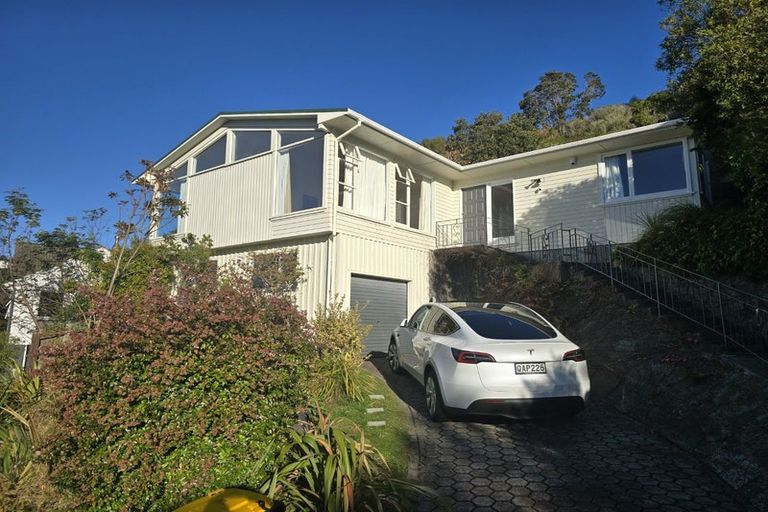 Photo of property in 66 Collier Avenue, Karori, Wellington, 6012
