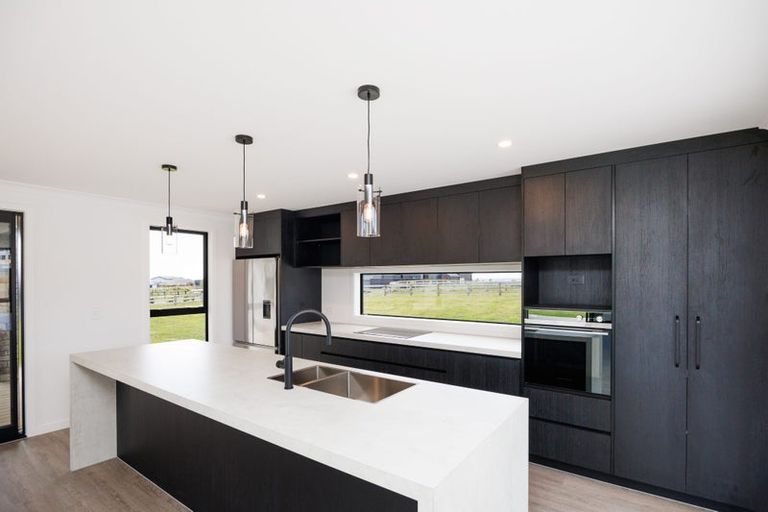 Photo of property in 132 Kingsdale Park Drive, Aokautere, Palmerston North, 4471