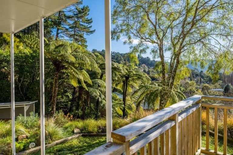 Photo of property in 54 Jocelyn Crescent, Pinehaven, Upper Hutt, 5019