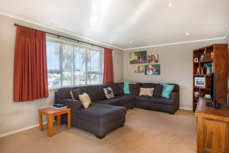 Photo of property in 19 Ashurst Avenue, Pukete, Hamilton, 3200