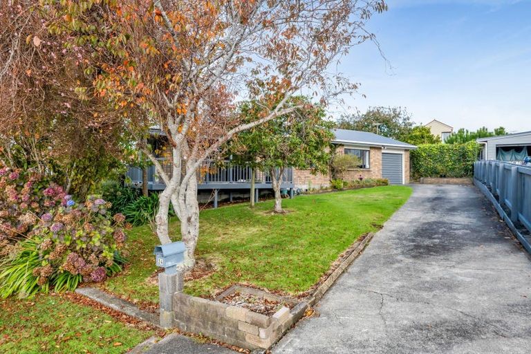Photo of property in 24 Poplar Grove, Whalers Gate, New Plymouth, 4310