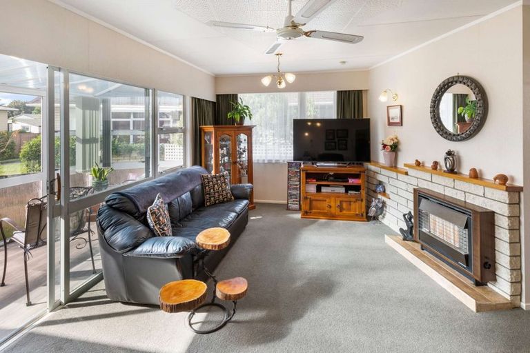 Photo of property in 13 Exeter Crescent, Springvale, Whanganui, 4501