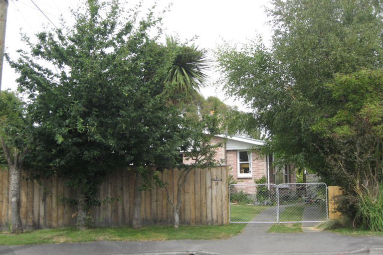 Photo of property in 13 Yeovil Place, St Albans, Christchurch, 8052