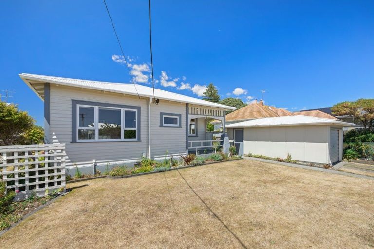 Photo of property in 11 Normanby Street, Fitzroy, New Plymouth, 4312