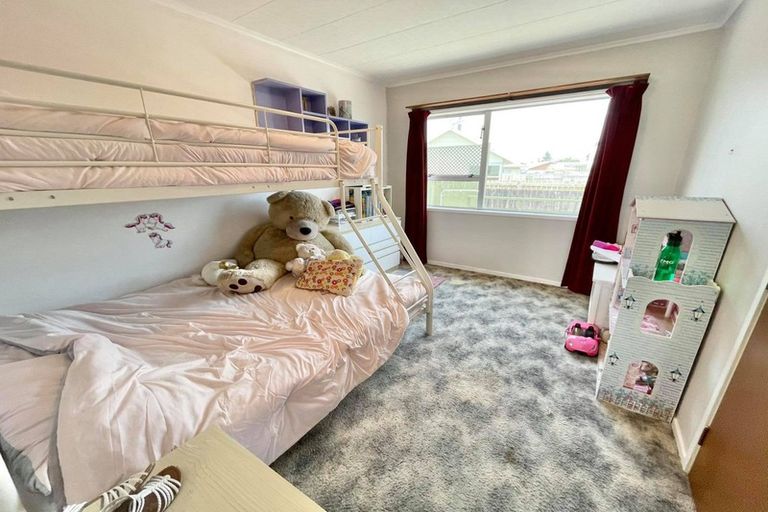 Photo of property in 9 Wairoa Place, Tokoroa, 3420