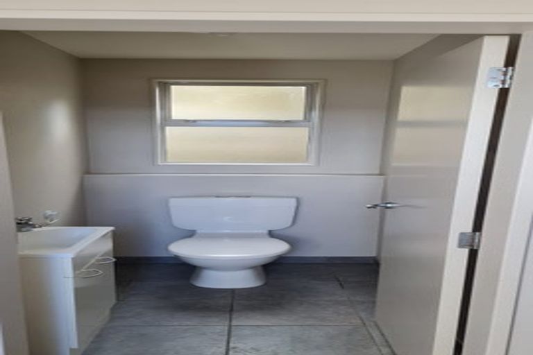 Photo of property in 4/45 Rolleston Street, Mount Cook, Wellington, 6021