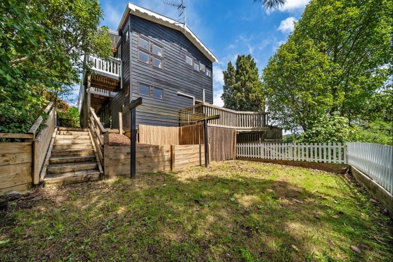 Photo of property in 13 Honnor Place, Hurdon, New Plymouth, 4310