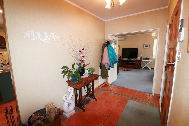 Photo of property in 35 Victoria Avenue, Dannevirke, 4930