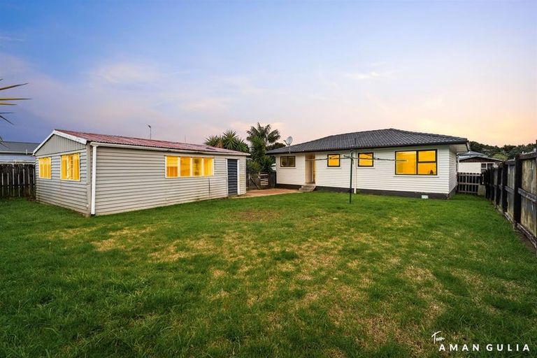Photo of property in 41 Innismara Avenue, Wattle Downs, Auckland, 2103