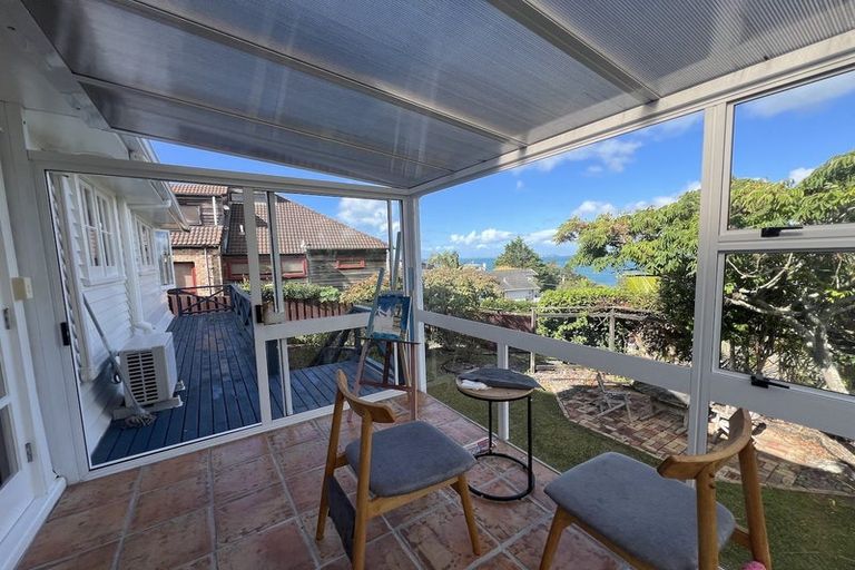 Photo of property in 41 Montgomery Avenue, Rothesay Bay, Auckland, 0630