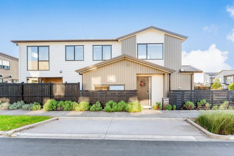 Photo of property in 15 Waterlily Street, Hobsonville, Auckland, 0616