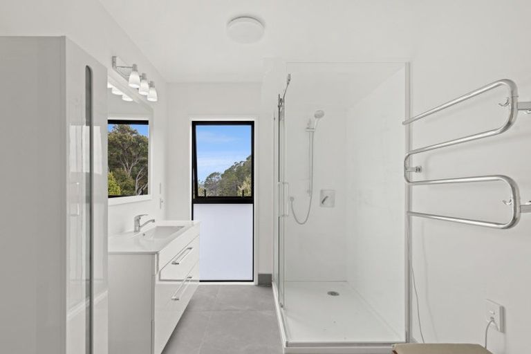 Photo of property in 9 Lavinia Place, Kawau Island, 0920