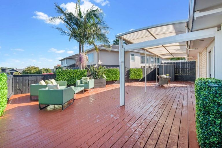 Photo of property in 13 Oakridge Way, Northpark, Auckland, 2013