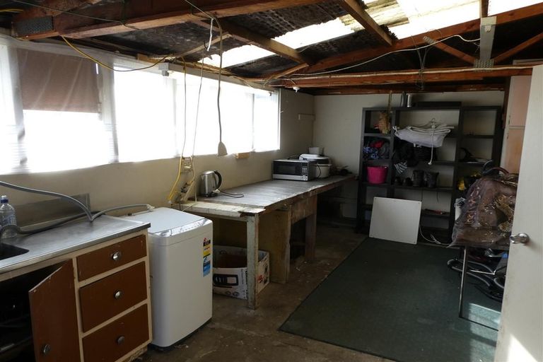 Photo of property in 400 Huia Place, Camberley, Hastings, 4120