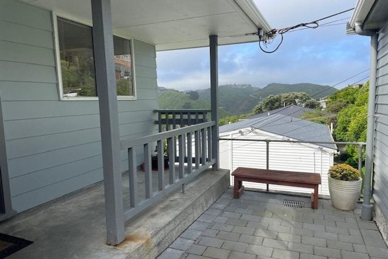 Photo of property in 53b Mandalay Terrace, Khandallah, Wellington, 6035