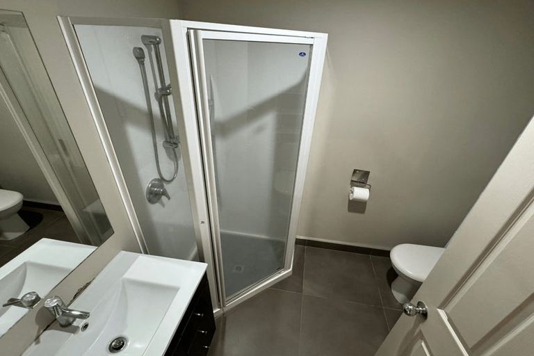 Photo of property in 30 Gold Street, Albany Heights, Auckland, 0632