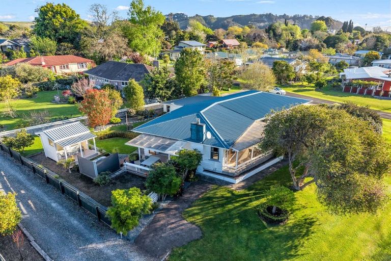 Photo of property in 27 Marian Drive, Inner Kaiti, Gisborne, 4010