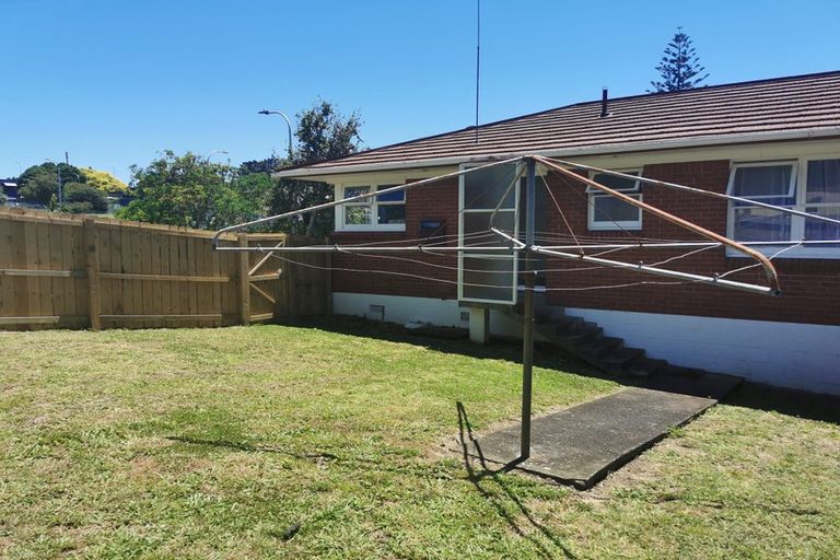 Photo of property in 1/7 Larne Avenue, Pakuranga Heights, Auckland, 2010