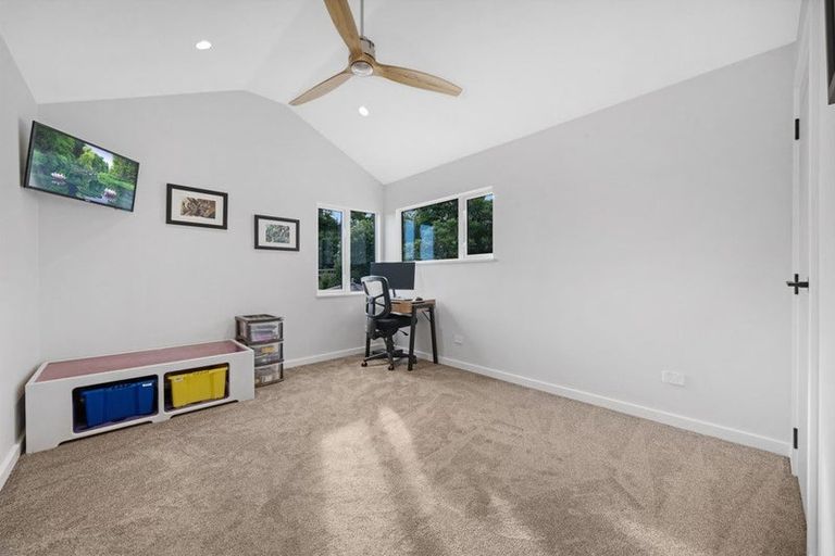 Photo of property in 22b Caversham Drive, Torbay, Auckland, 0630