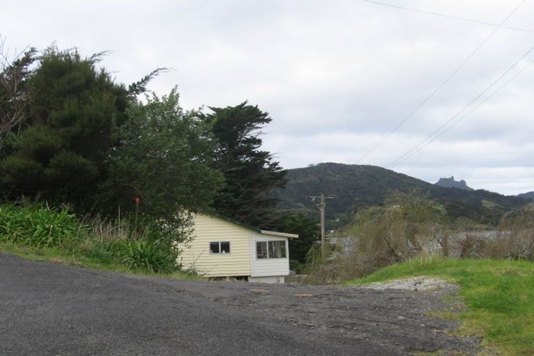 Photo of property in 15 Mcdonald Road, Whangarei Heads, 0174