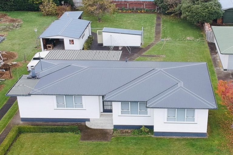 Photo of property in 71 Barraud Street, Dannevirke, 4930