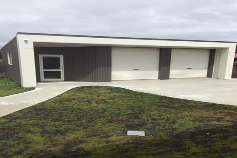 Photo of property in 211 Rangiuru Road, Otaki, 5512