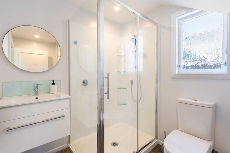 Photo of property in 35 Callender Terrace, Paraparaumu Beach, Paraparaumu, 5032