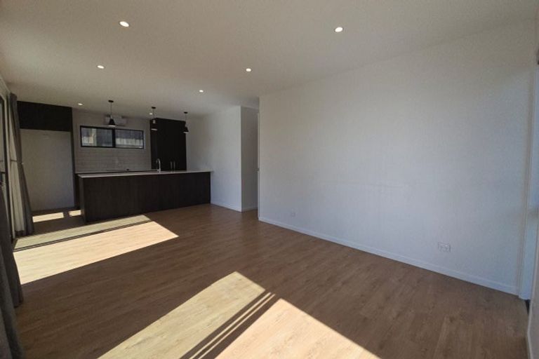 Photo of property in 98 Jack Hanley Drive, Jacks Point, Queenstown, 9371