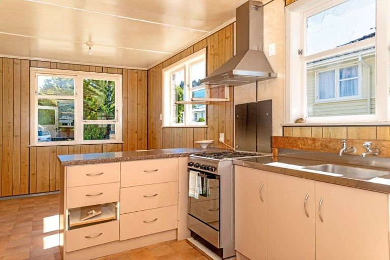 Photo of property in 66 Dalton Street, Outer Kaiti, Gisborne, 4010