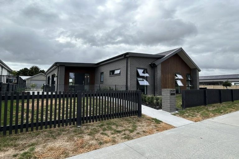 Photo of property in 21 Te Au Rere Crescent, Cambridge, 3434