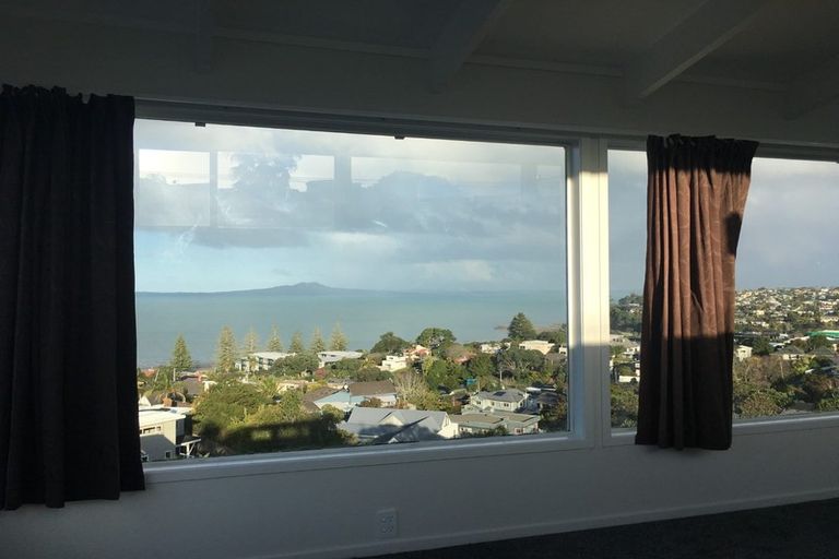 Photo of property in 845 Beach Road, Browns Bay, Auckland, 0630